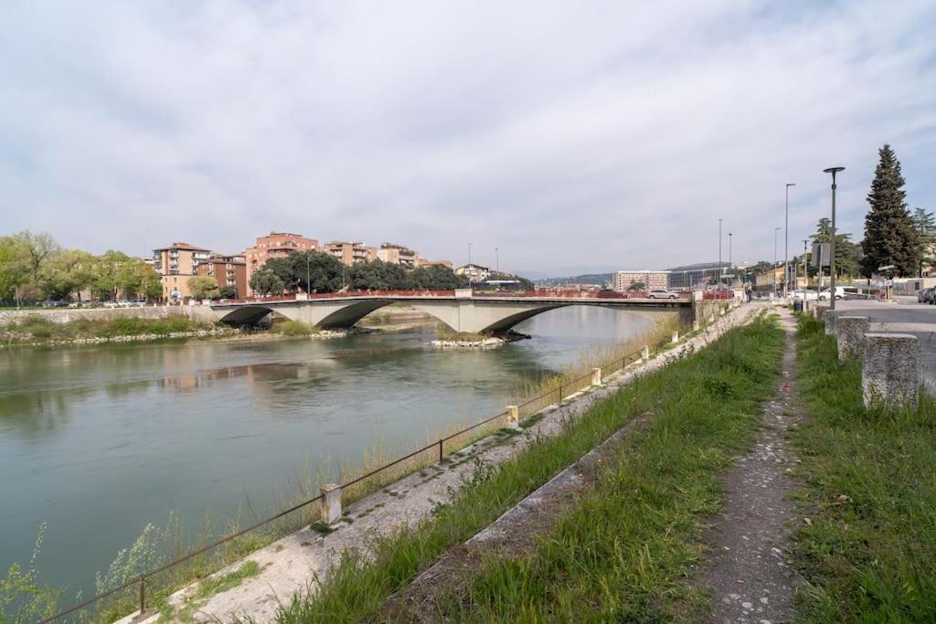 Charme In City Center Verona Dış mekan fotoğraf